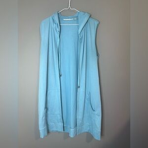 Cyrus size Large Light Blue Sleeveless open front Vest, long fitted with pockets